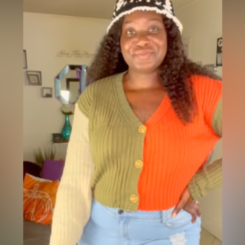Colorblock crop sweater - Picture 2 of 4